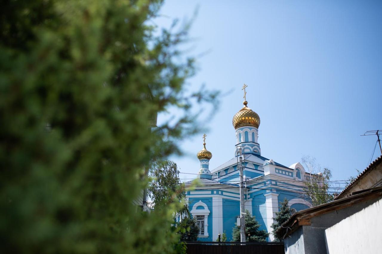 Центральный Гостевой Дом Hotel Novorossiisk Exterior foto